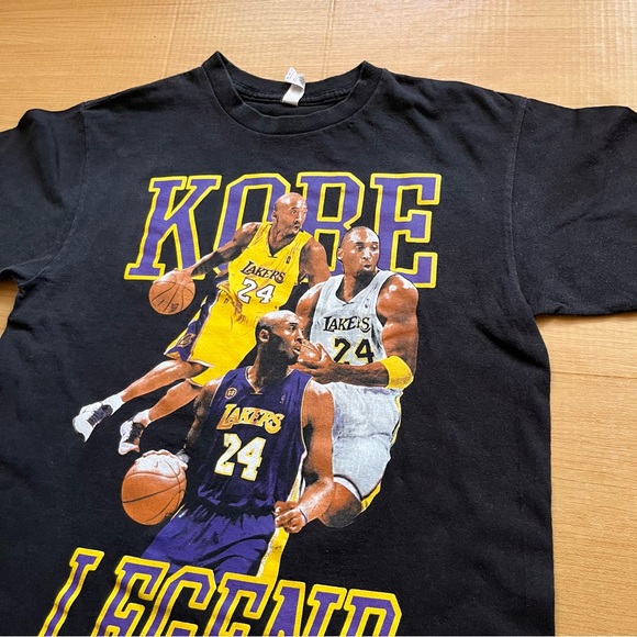 Kobe Bryant LA Lakers Legend Black Graphic T-Shirt M - Picture 5 of 9